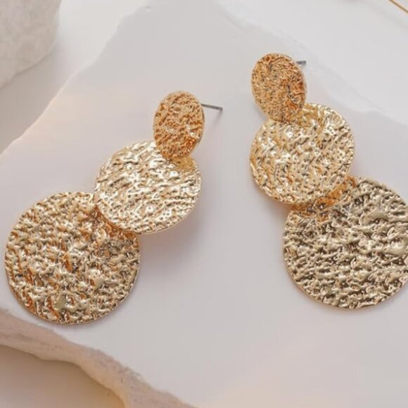 Circle Luxe Earrings – Timeless Style, Effortless Shine - Picture 2 of 7